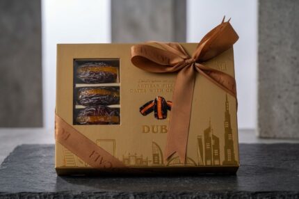 Artisan Filled Dates Orange Box 240G